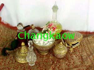 อบรมหลักสูตร สวยด้วยเครื่องหอมไทยการทำผลิตภัณฑ์เครื่องหอมไทยดูแลผิวพรรณ ตำรับชาววัง จากวัตถุดิบธรรมชาติที่ให้สารกลิ่นหอม